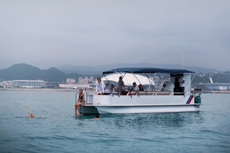 Виды Адлер: морская рыбалка, обед из улова и купание в Чёрном море