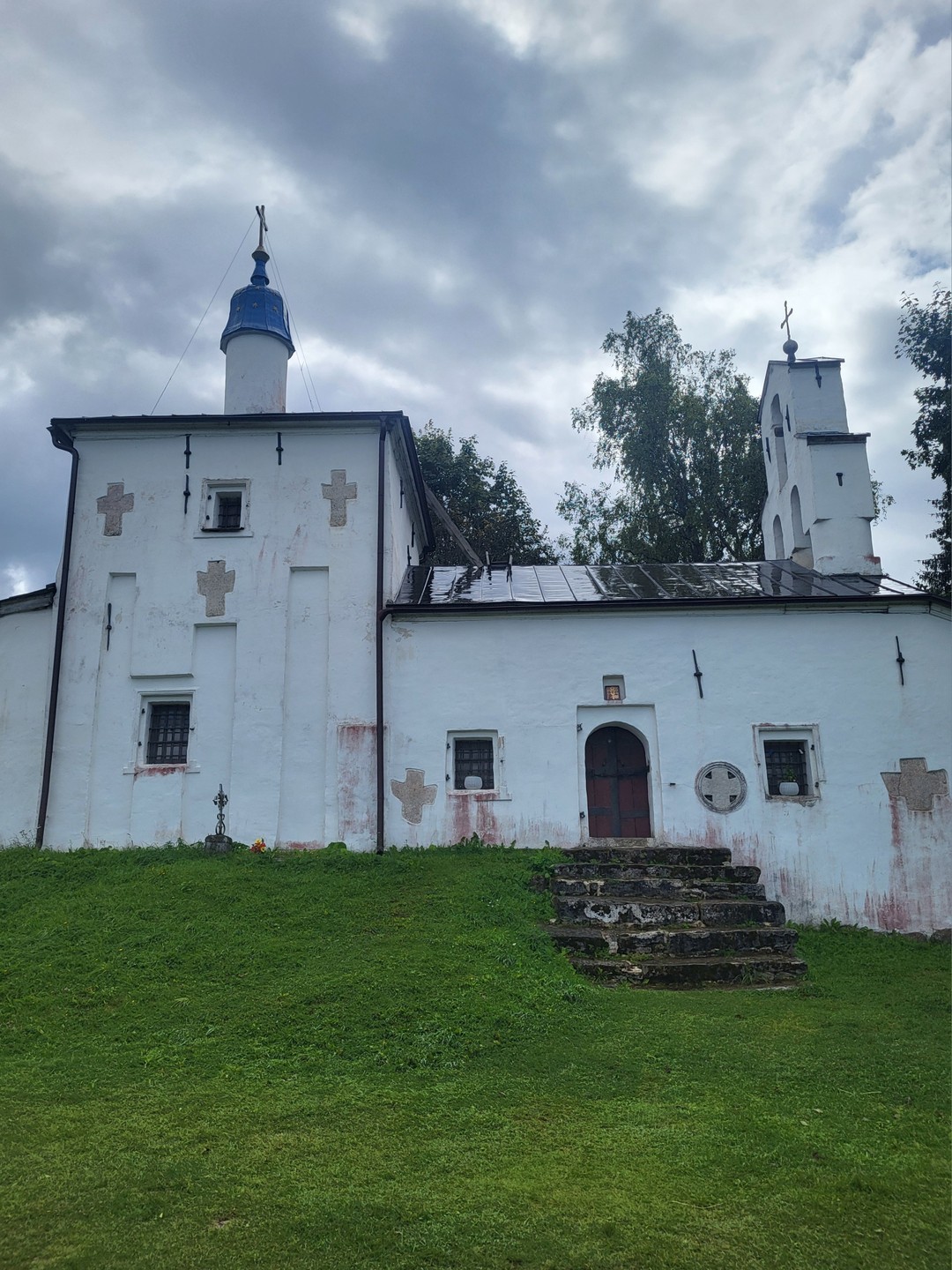 Автобусная экскурсия из Пскова в Изборск и Печоры (Карина)