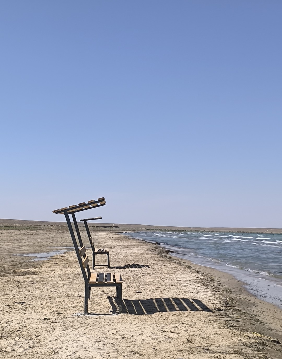 Были в поездке из Ташкента в Самарканд, Бухару и на оз. Айдаркуль, где ночевали в настоящем