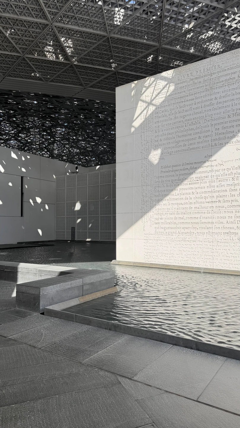 Хорошая экскурсия, гид Девид очень приятный рассказчик, было интересно и увлекательно. Единственный вопрос, когда нас всех