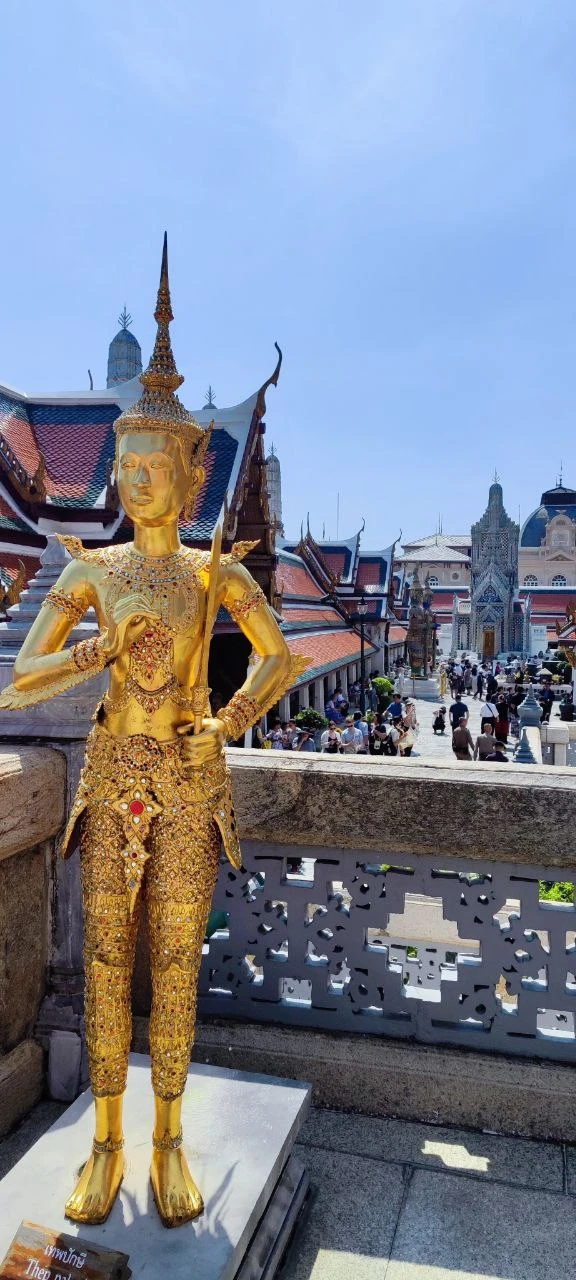 Готовились с женой к отпуску и увидели тур – 4 страны за 15 дней. Это же