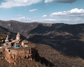 Хндзореск и древняя обсерватория Караундж
