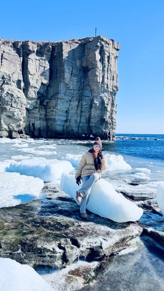 Великолепный гид, который бесподобно знает свой край, любит его и болеет душой. Игорь приятен в беседе, с ним легко преодолеваешь любые маршруты 💙