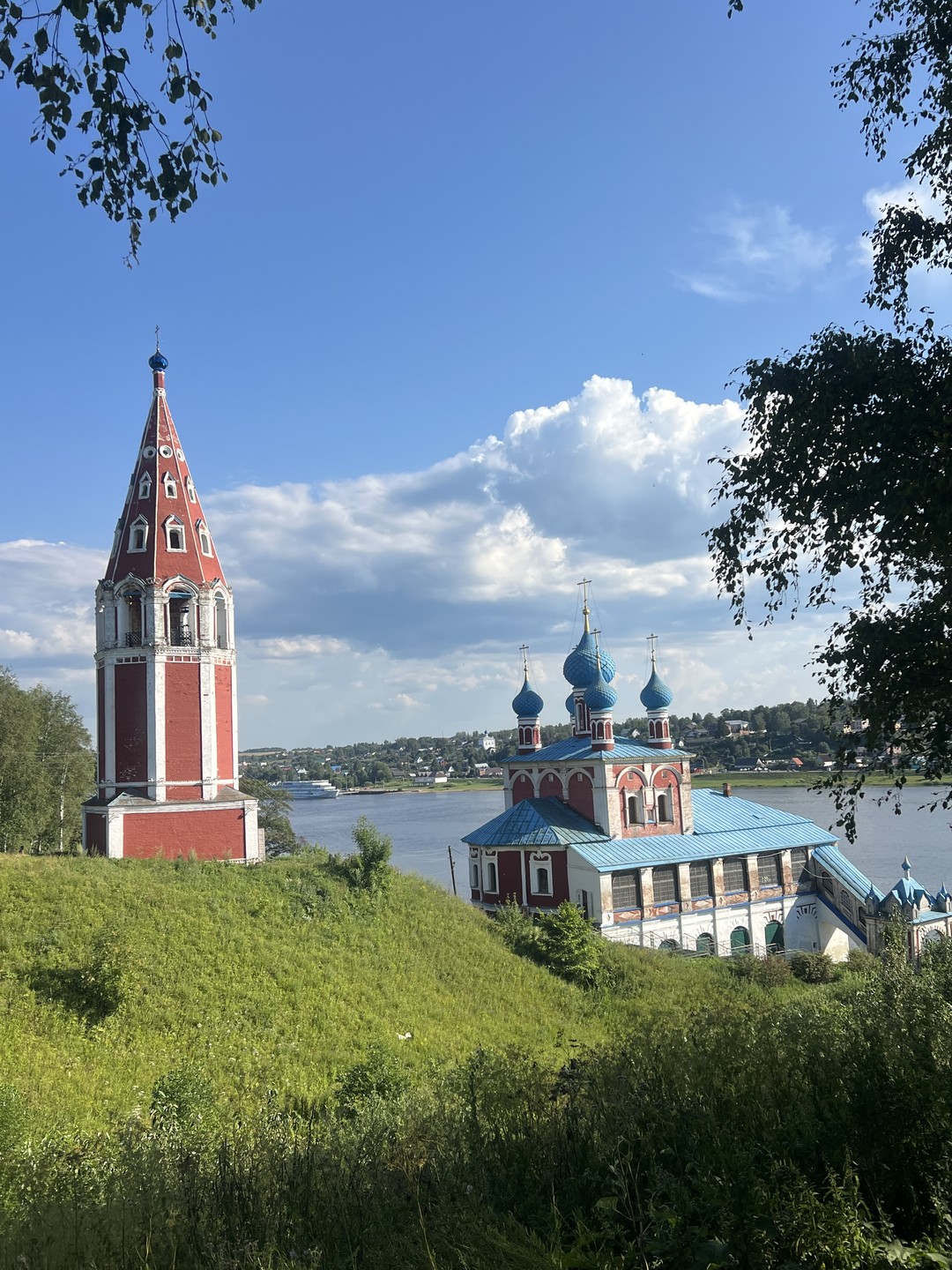Благодарим экскурсовода Наталью за интересную и познавательную экскурсию! Отличный маршрут, все по существу! Множество интересных фактов!