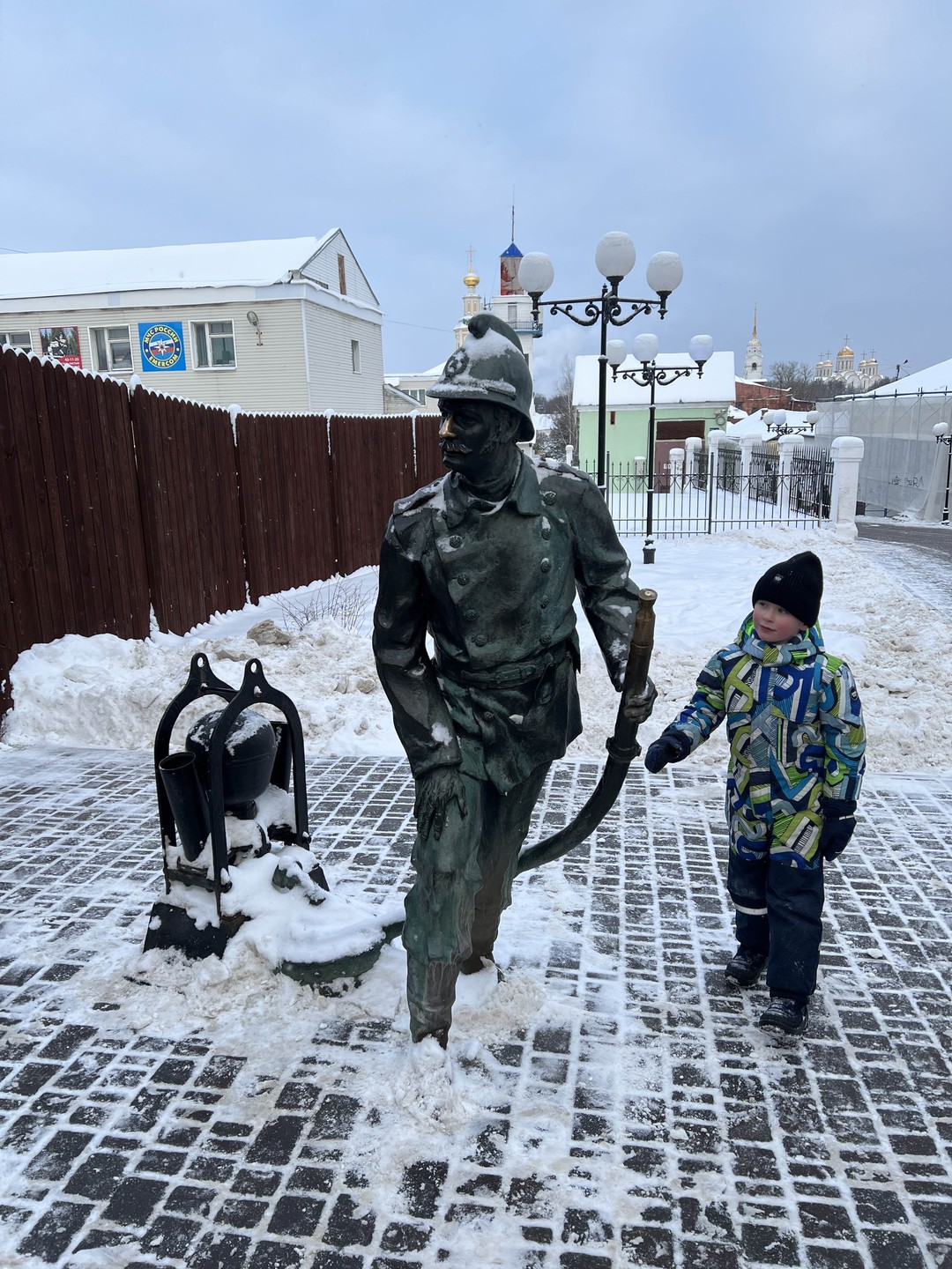 Познакомиться с Владимиром и фресками Рублёва в Успенском соборе на групповой экскурсии (Анна)