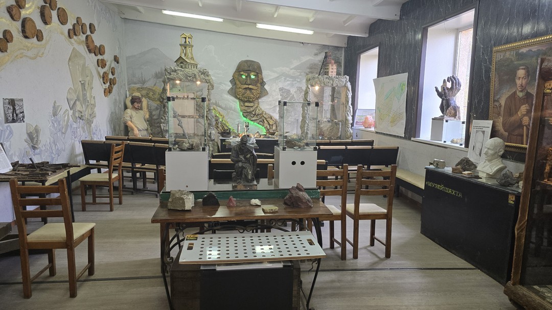 Довольно интересная экскурсия. Проходит в городке Березовский. Посетили музей золота (брать экскурсовода обязательно!!!), забежать в парк