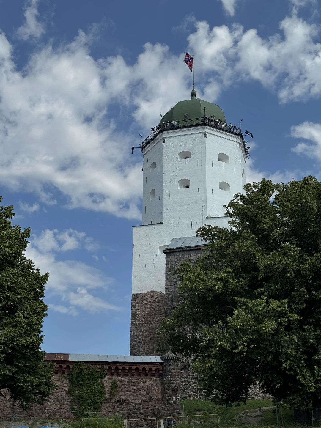 Нам все понравилось, было очень инетересно. Большое спасибо!