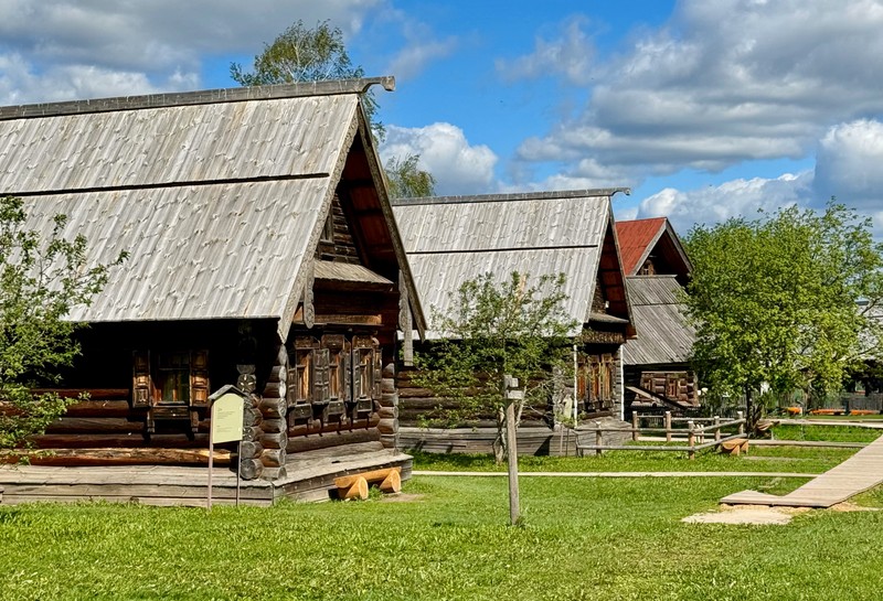 Детская экскурсия в Музей деревянного зодчества