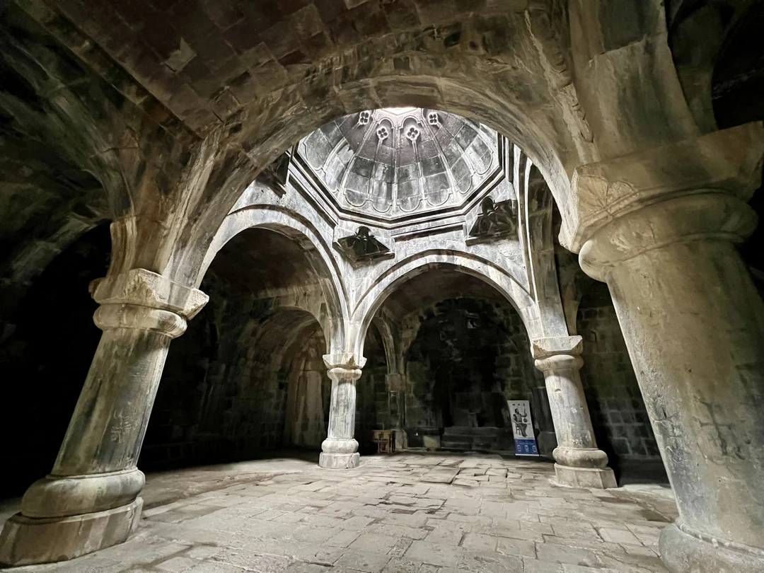 Спасибо Левону за увлекательное путешествие по Армении! За два дня мы узнали очень много про историю