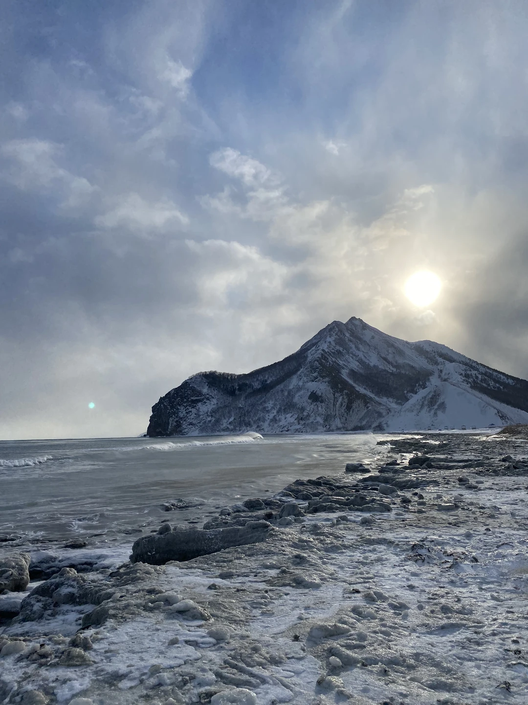 13 января 2026 прошла экскурсия с гидом Анатолием. Всё прошло просто замечательно!!! Было очень интересно и любознательно, первый раз на Сахалине!
