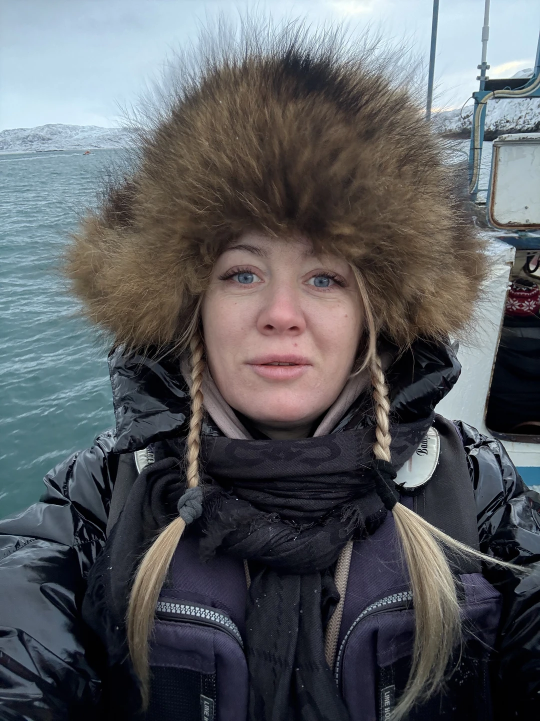 Сегодня ездили на экскурсию в Териберку с гидом Никитой. Очень понравилось, все прошло супер!! Очень красиво