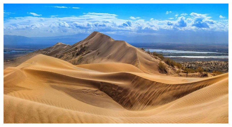 Своей компанией по природным чудесам Казахстана: горы Актау, озеро Каинды и Чарынский каньон