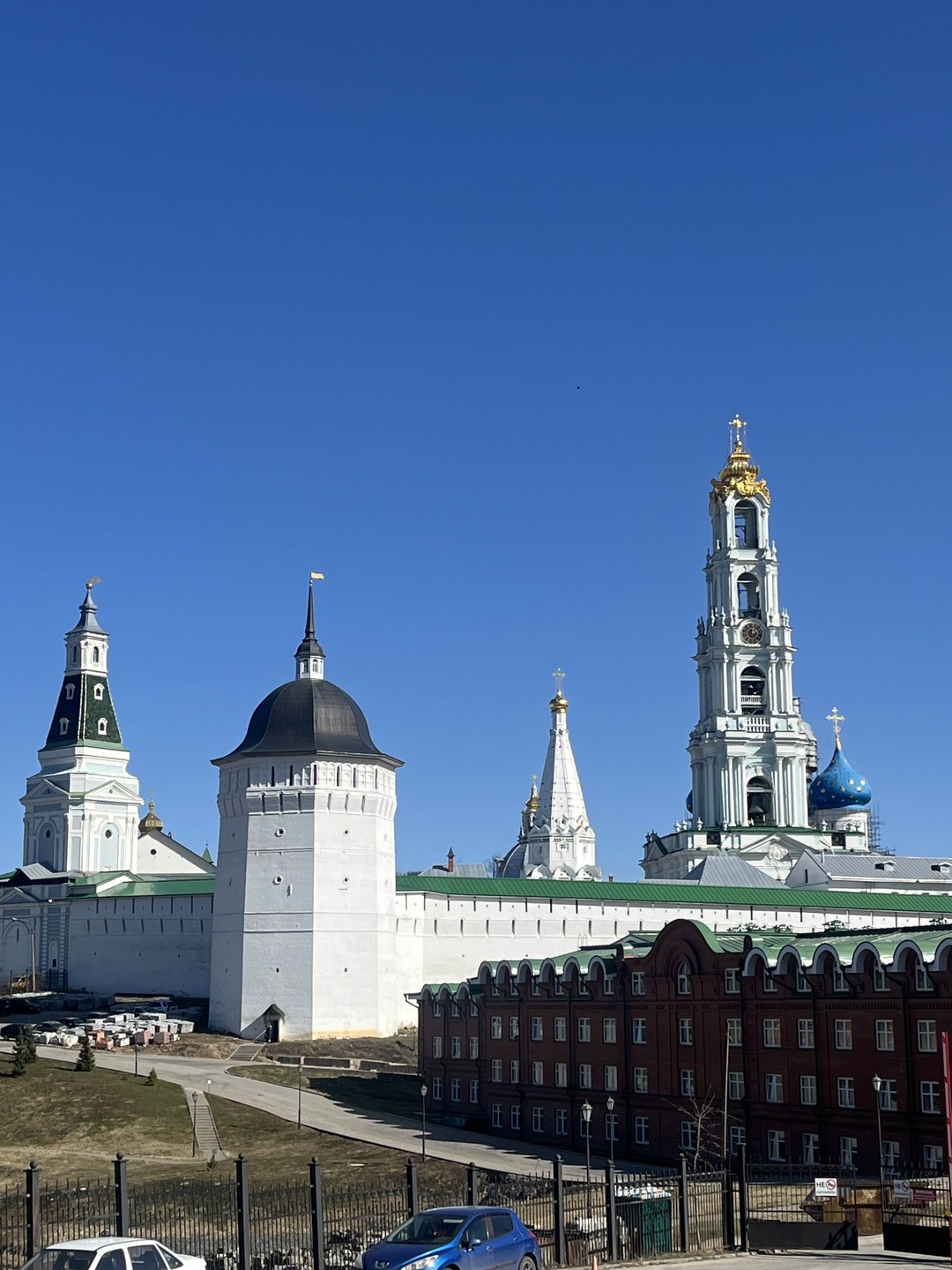 Очень интересная и познавательная экскурсия. Много исторической и современной информации о городе, но подается она в