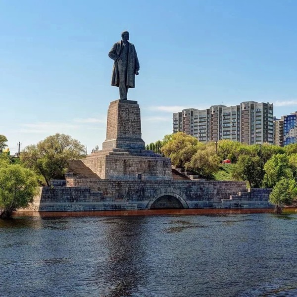 Вокруг острова Сарпинский - на катере