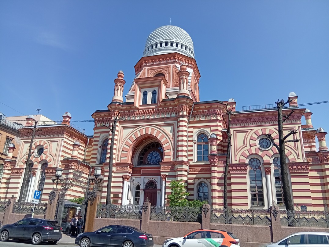 Большое спасибо Ольге за прекрасную экскурсию! Прогулка была чудесной! Ольга - потрясающий рассказчик, любящий свой город