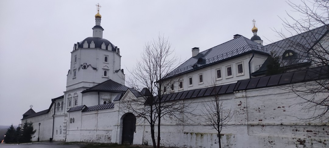 Культовые места Казани: Вселенский храм, Раифа и Свияжск (Юлия)