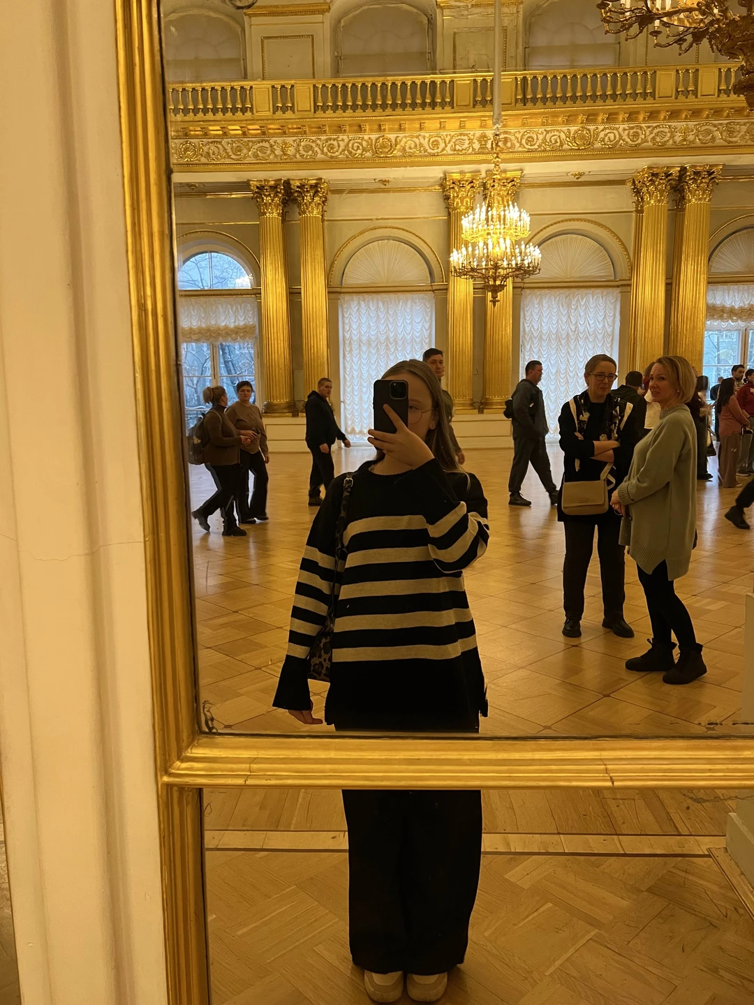 Первый раз посещали Эрмитаж 18.11.2025 и был правильный выбор с экскурсоводом