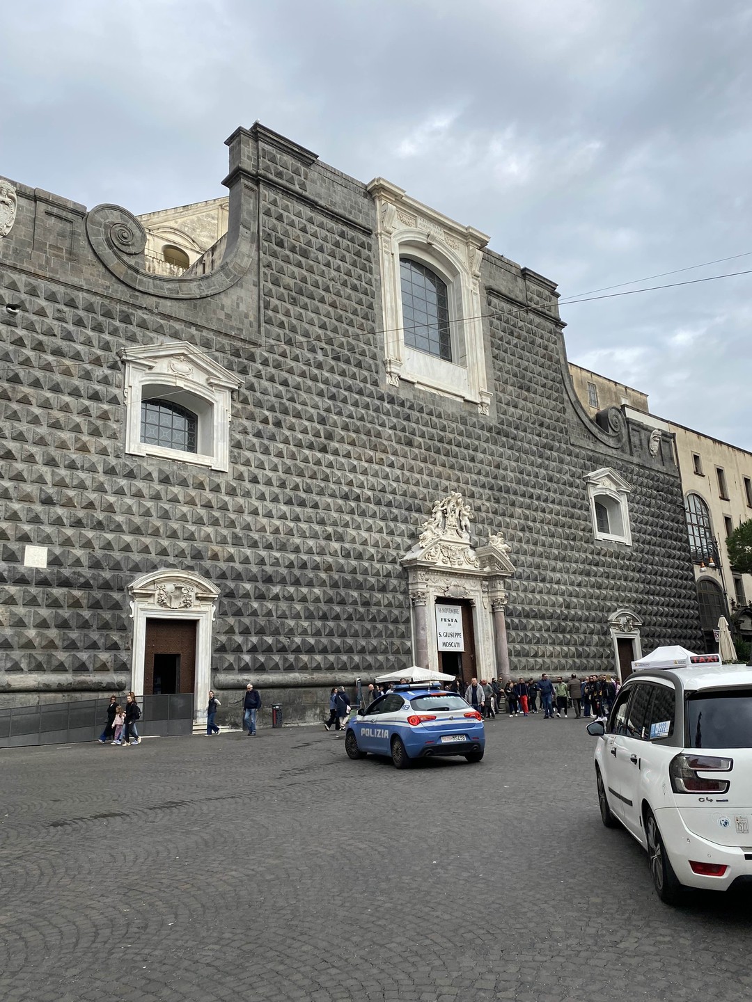 Нам очень понравилось все и экскурсия, подача материала. Женя ни на минуту не давала нам скучать, все было интересно. Мы благодарны и рекомендуем