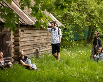 Аудиоспектакль по улицам города, «Братья Карамазовы» и гастрообед