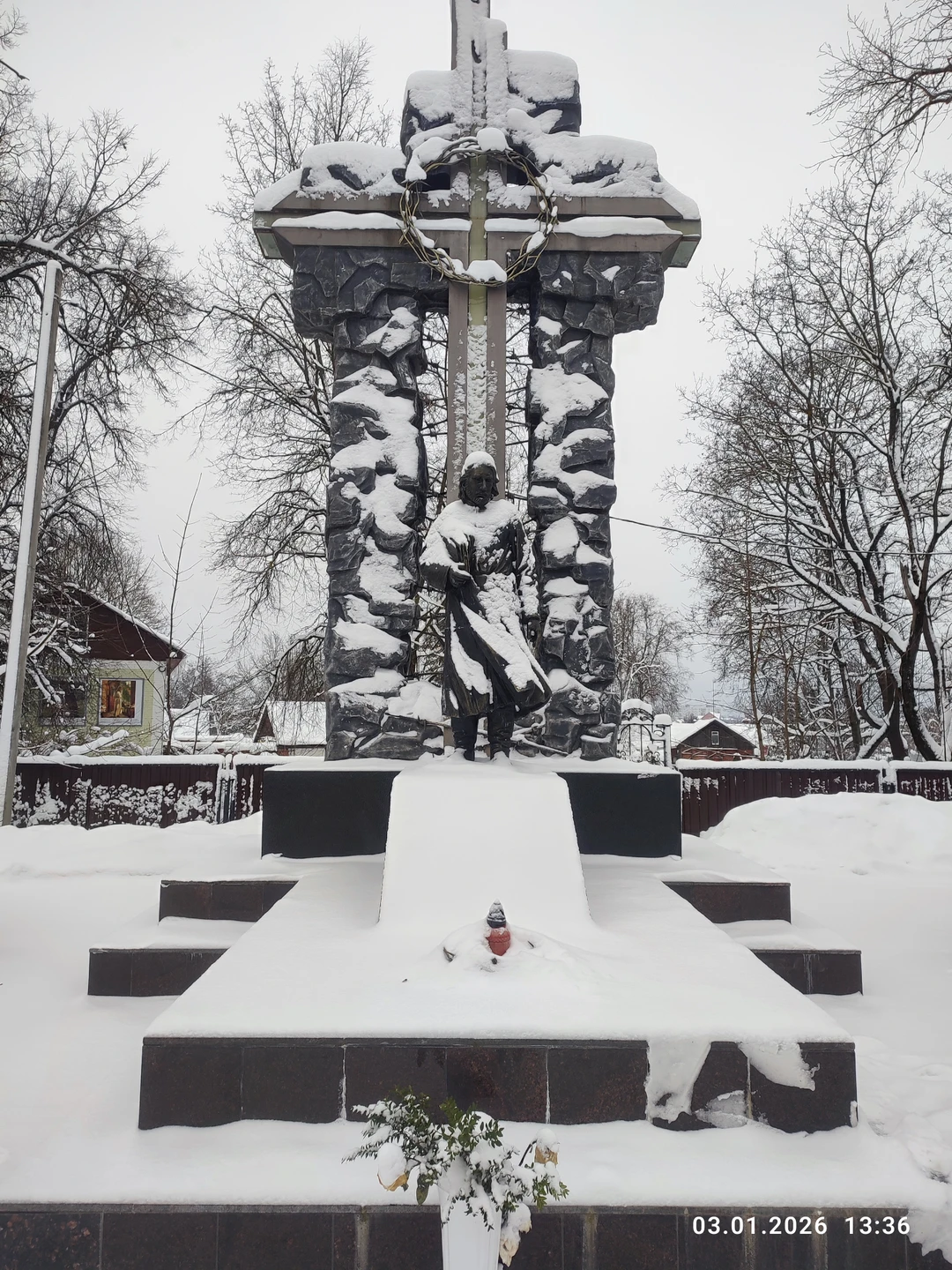 Были в городе на новогодние праздники. Заранее забронировали экскурсию. Вячеслав прибыл на место встречи чётко по