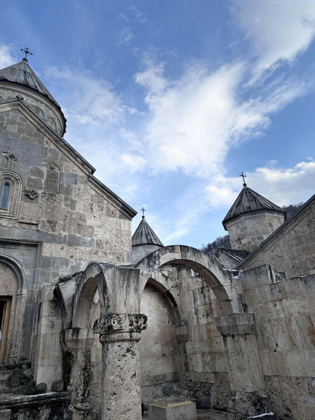 Трансфер из аэропорта в Ереван (или наоборот) с заездом в Эчмиадзин (Александр)