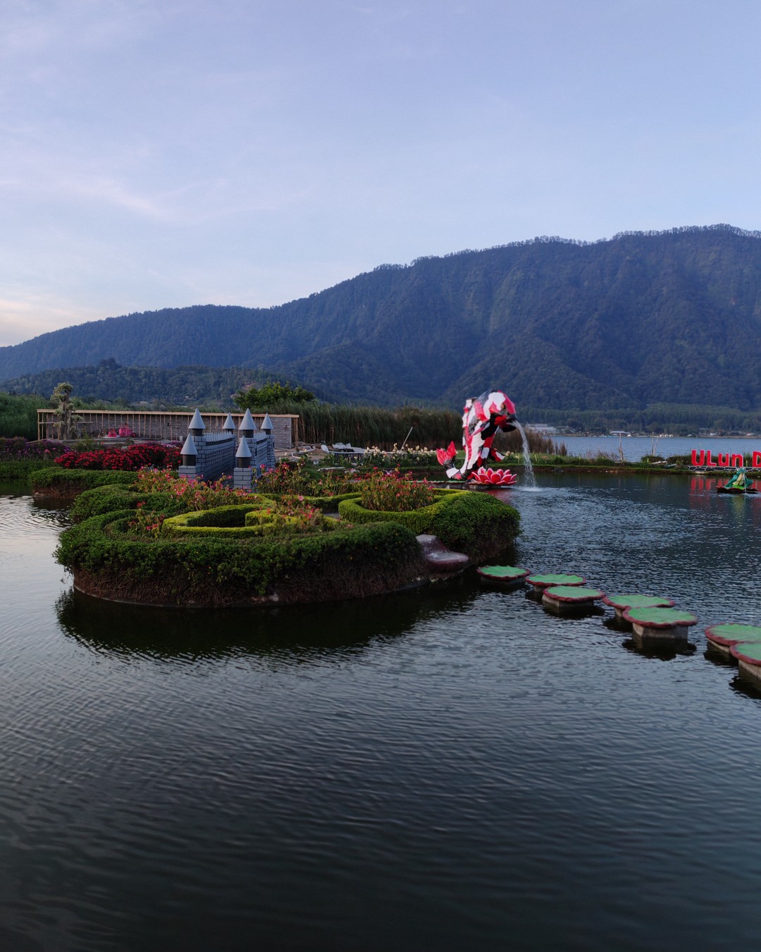 Хочу выразить огромную благодарность гиду Валерию