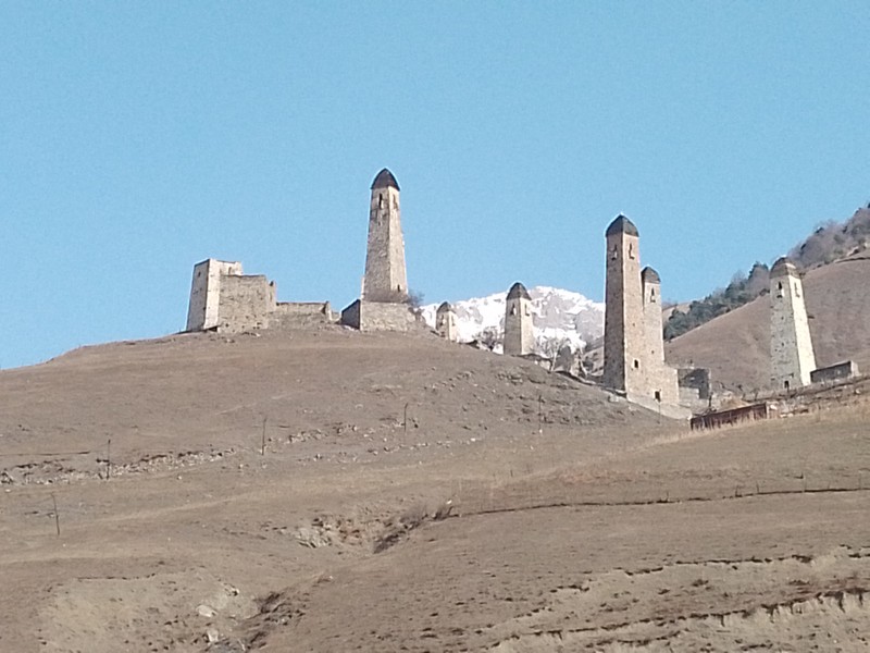 Мы с супругой получили огромное удовольствие от экскурсии по Ингушетии. И тому несколько причин: