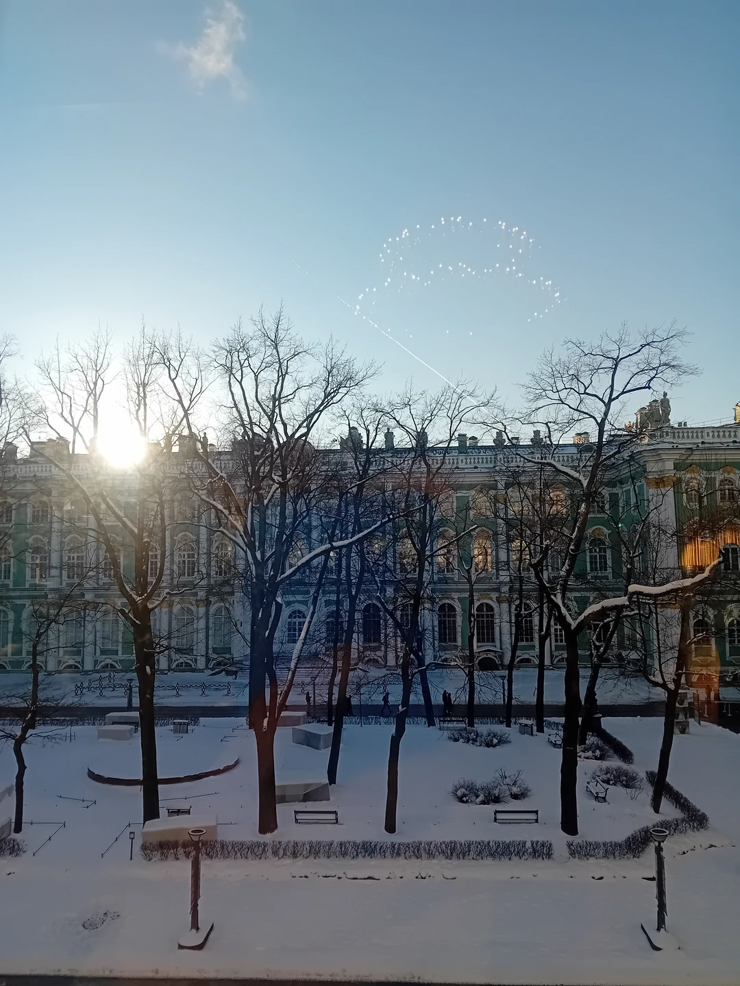 Захватывающая и интересная экскурсия, будто на одном дыхании. Поставленная речь, позитивное настроение Валерии только больше разжигали