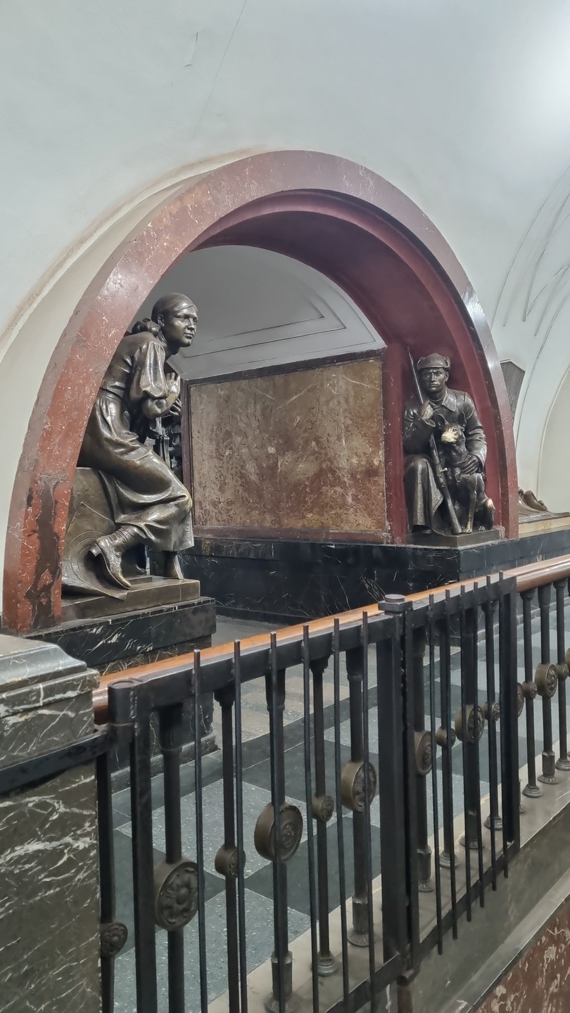 Москва: метро не сразу строилось (Тамара)