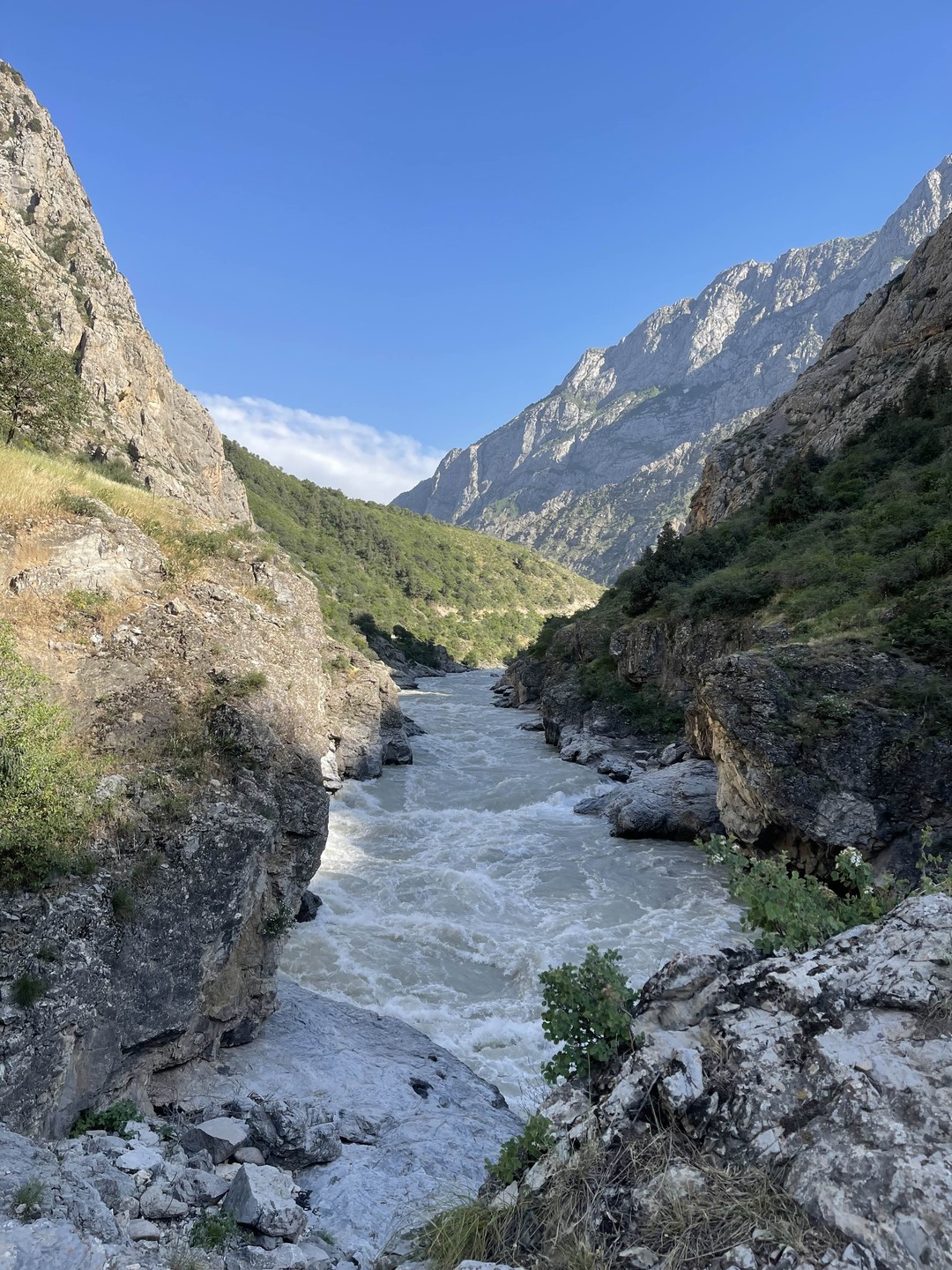 Чимганские горы, курорт Амирсай и Чарвакское водохранилище (Станислава)