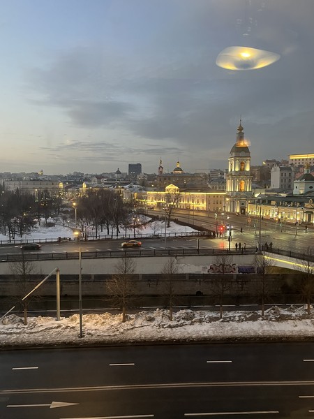 Высотка на Котельнической: и в квартиру пойдём (нина)