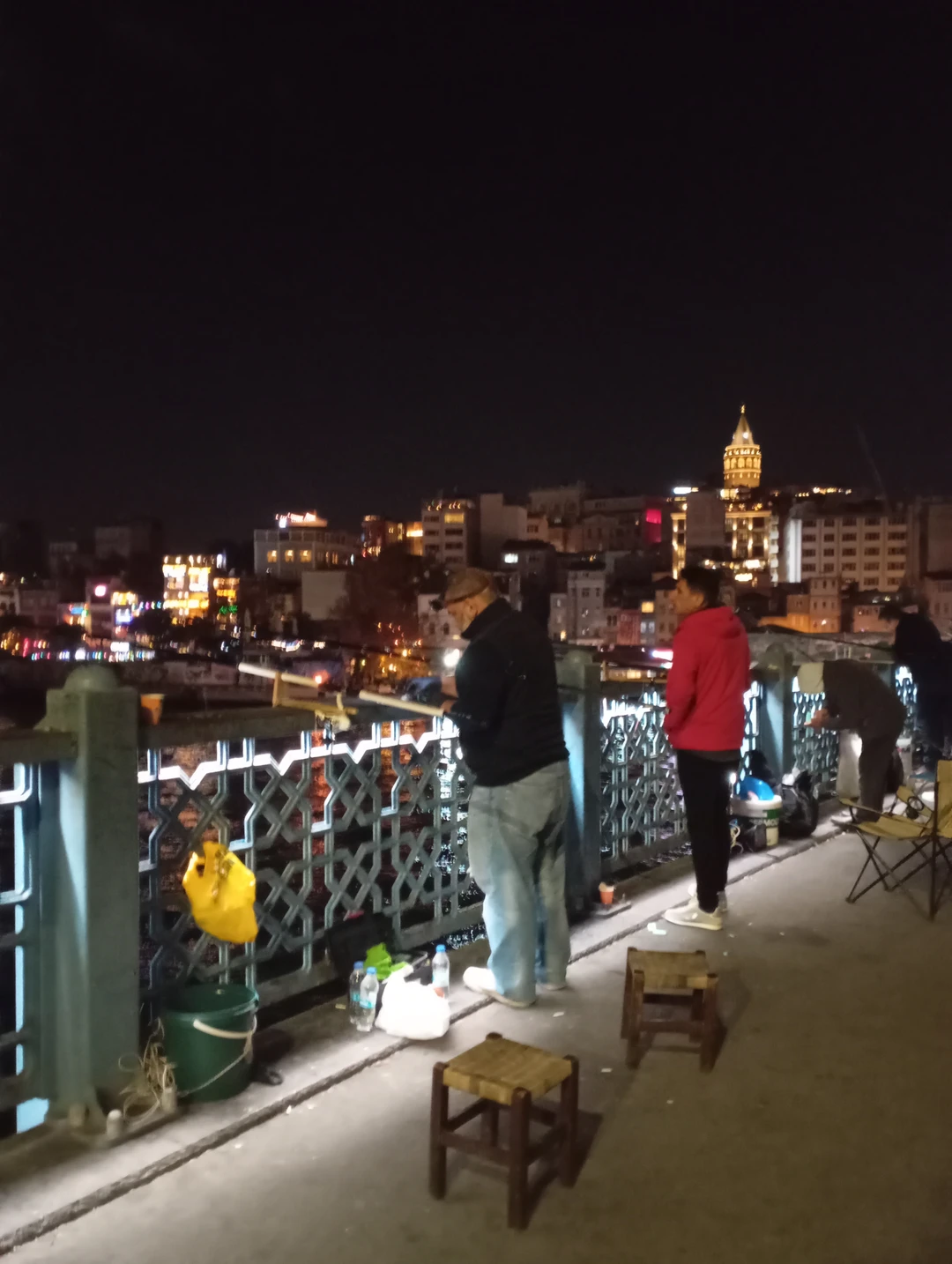 Данную экскурсию можно рекомендовать для путешественников, которые уже посетили основные достопримечательности в городе. С аудио гидом