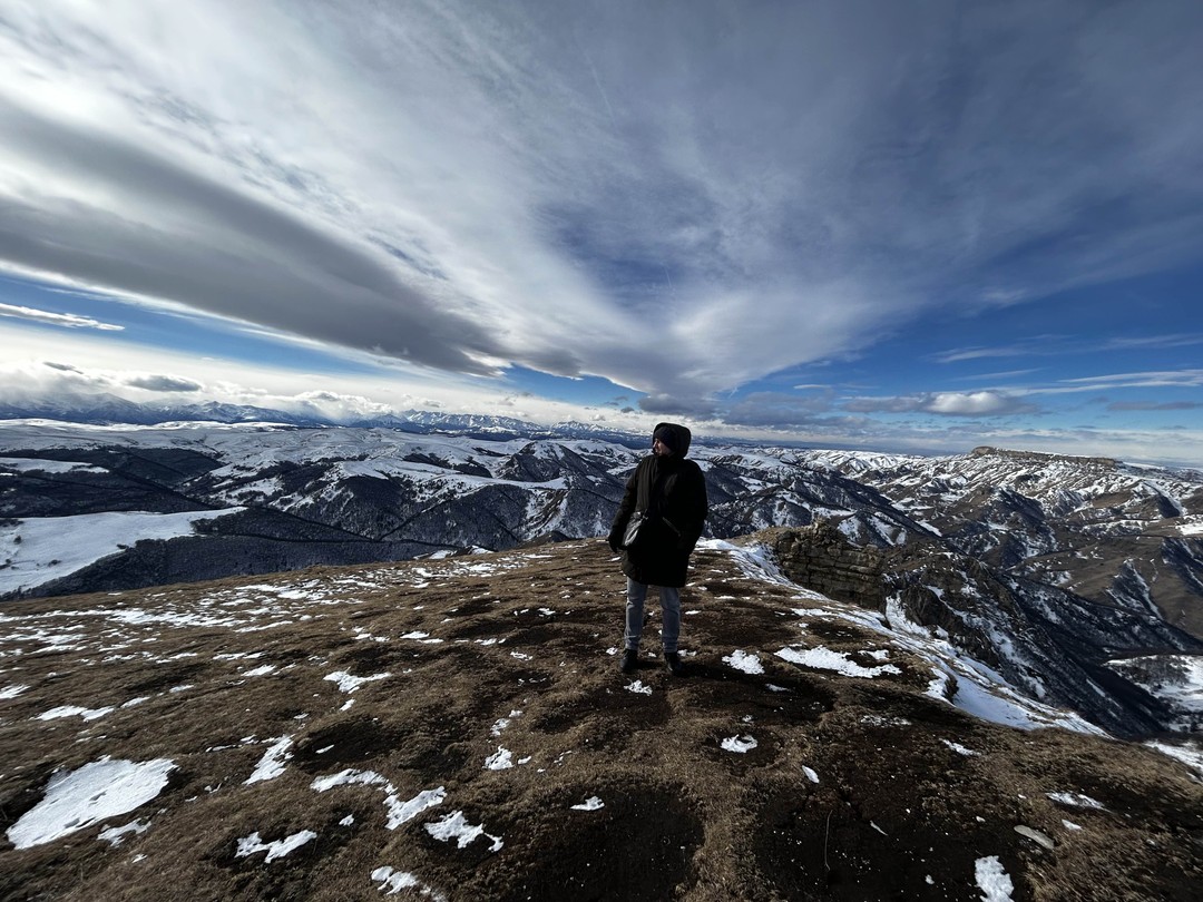Ездили в январе после новогодних праздников, все понравилось, отличная экскурсия! Единственное, так как до этого мы