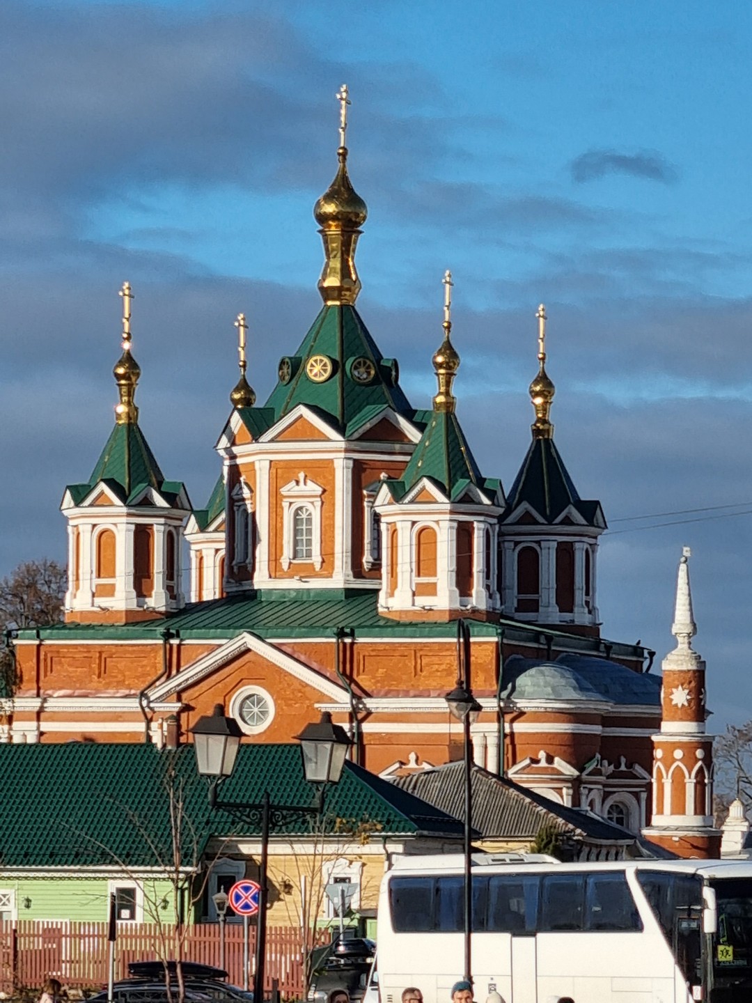 Большое спасибо гиду Юлии за прекрасную экскурсию по Коломенскому кремлю. Было очень интересно, познавательно и душевно!