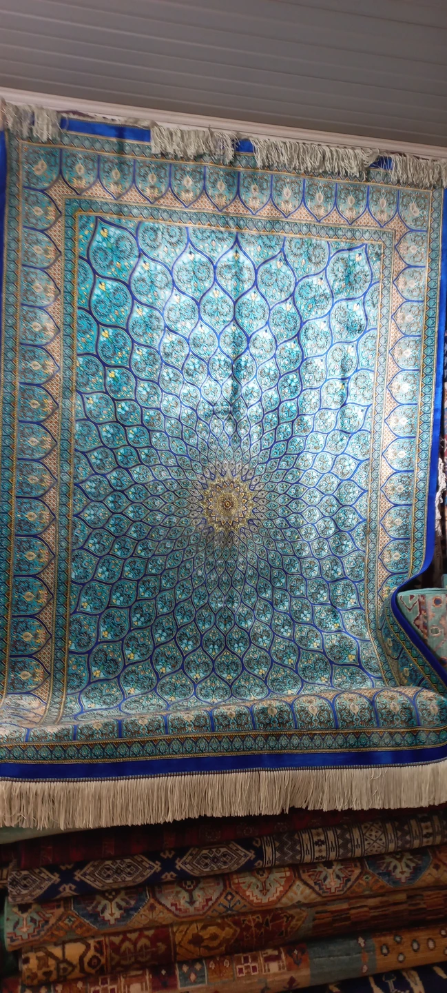 Нам очень понравилась организация экскурсии! Мы были окружены вниманием и заботой с момента бронирования экскурии! Экскурсия