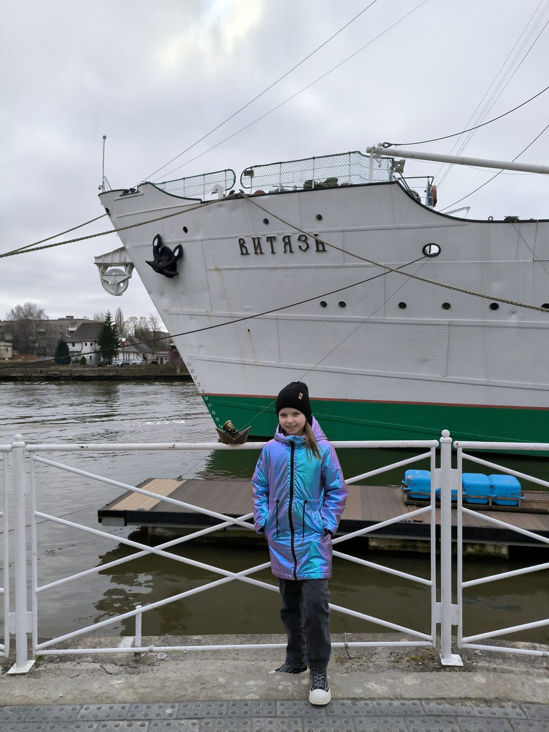 Спасибо Виктории за отличную экскурсию. Мне и моей дочери 9 лет очень понравилось! Экскурсия соответствует детскому