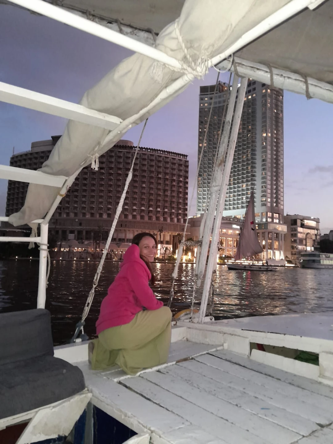 Тайны пирамид Саккары, Дахшура и Гизы (Надежда)