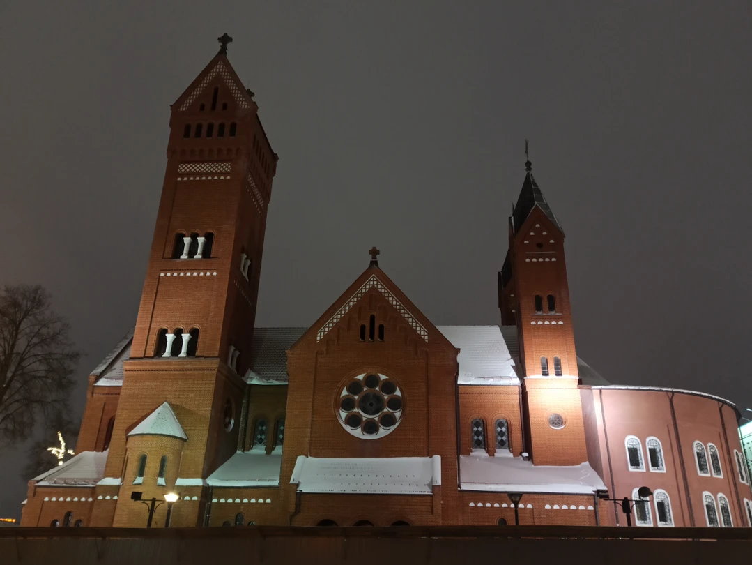 Обзорная пешеходная экскурсия по Минску (Сергей)