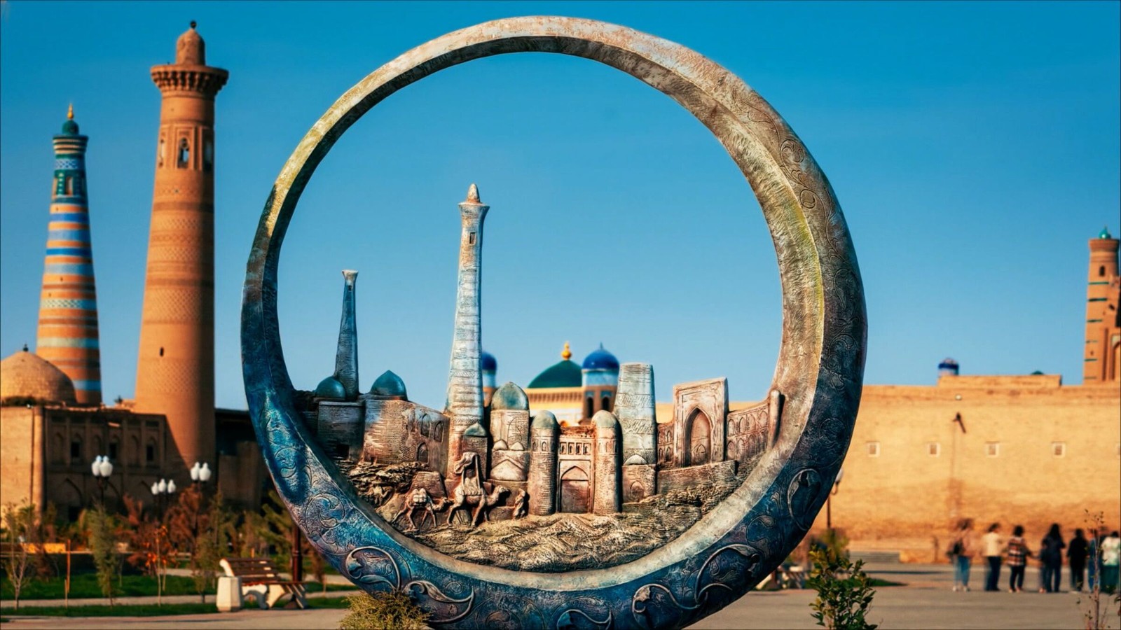 От древних ворот до ханских дворцов — пешком по Хиве