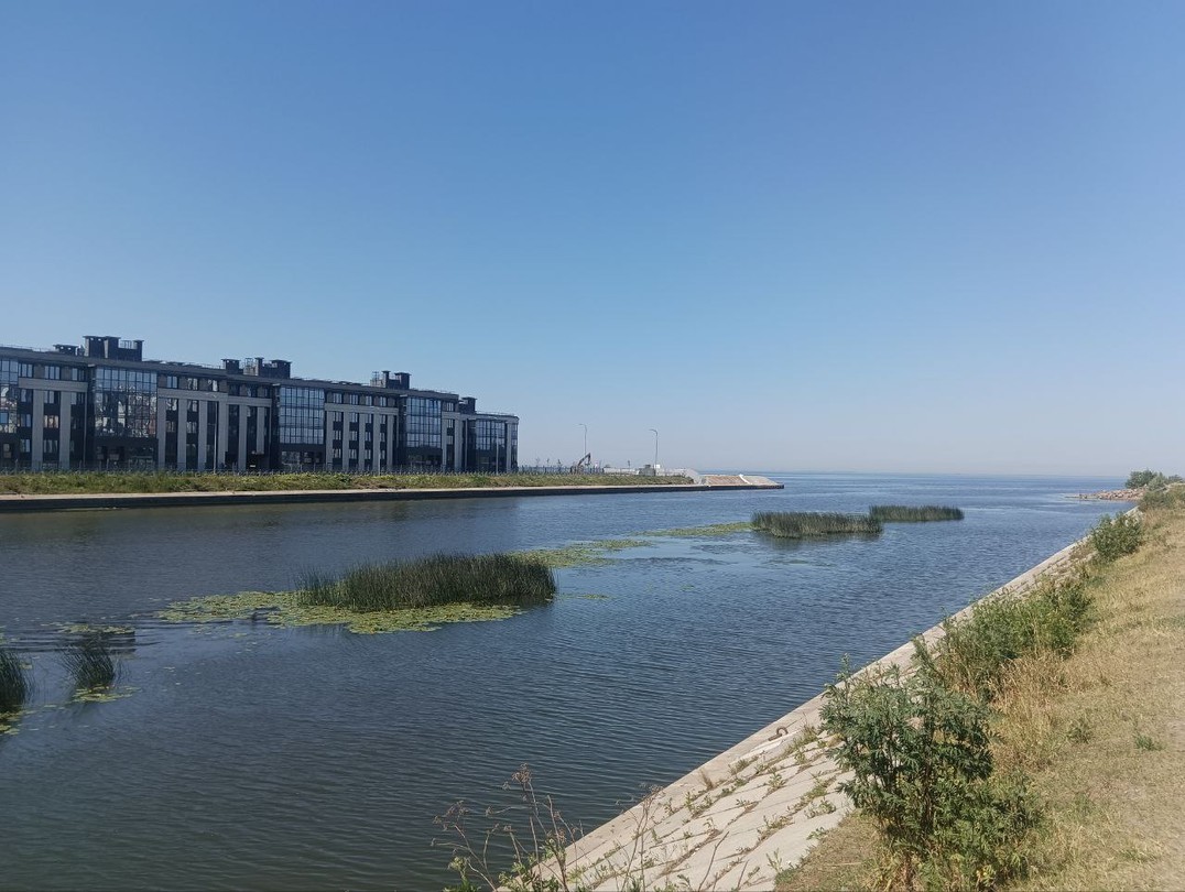 Прогулка для тех, кто хочет открыть для себя новый Питер - не парадный, а современный, на