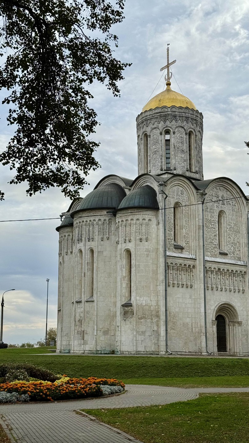 Елена, благодарим вас, за чудесную, неспешную и очень содержательную экскурсию!
