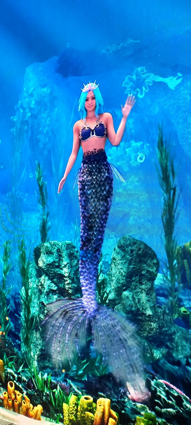 Огромное спасибо Валерии за прекрасно проведенную экскурсию по парку! Время, проведенное с ней, прошло незаметно. Мы