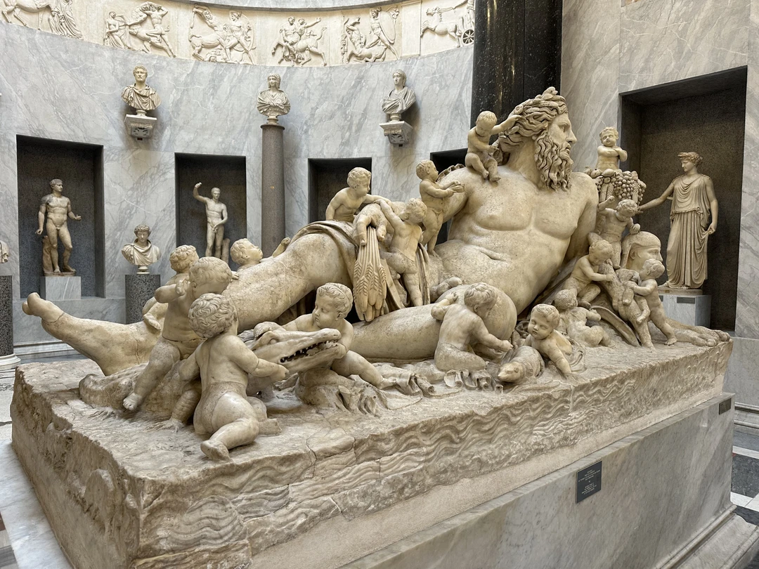 Потрясающая экскурсия! Гид-профессионал Максим! Много интересной информации! Много эмоций! Незабываемая экскурсия! Обязательна к посещению в Риме