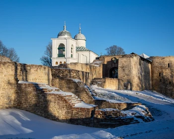 Изборск и Свято-Успенский Псково-Печерский монастырь