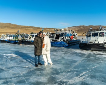 Ольхон, скала Шаманка, бурятские блюда и катание на коньках