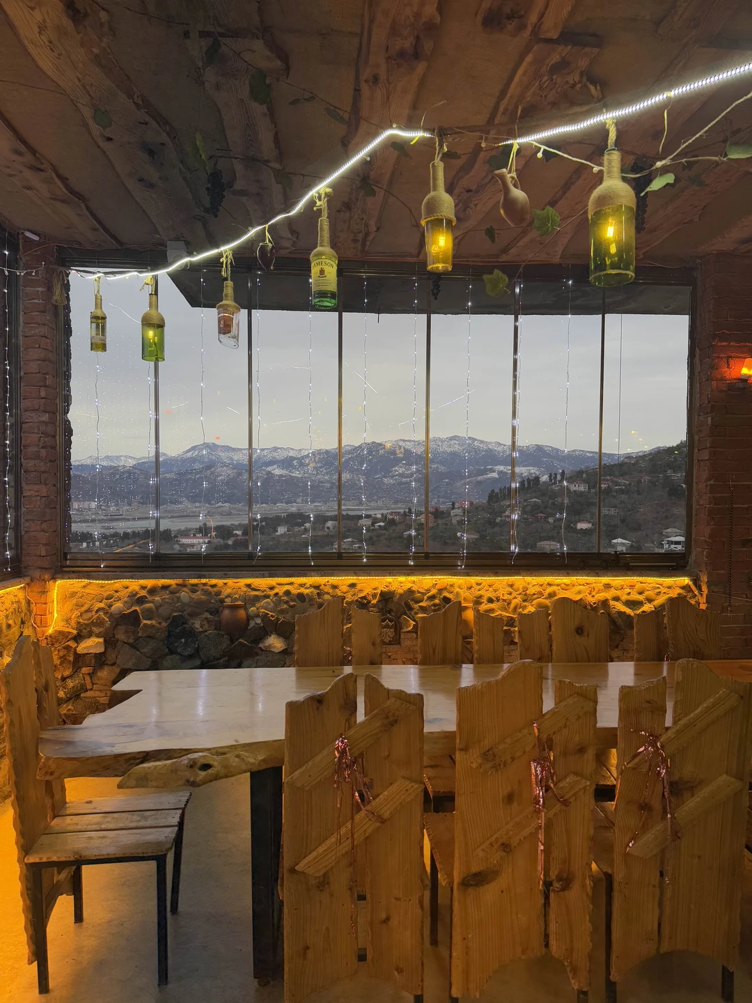 Сегодня были на экскурсии и остались под огромным впечатлением! Место просто прекрасное! Тамаз показал свой сад,