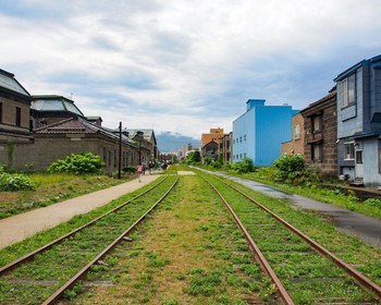 Рыбный рынок Санкаку, Музей Банка Японии, подъём на гору Тэнгу, переезд в Асахикаву