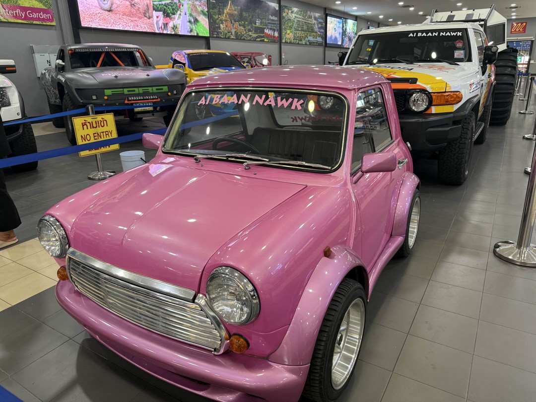 Хорошая организация поездки! Отдельное спасибо гиду Дмитрию! Очень интересно и не усыпляюще(как часто бывает) рассказывает! Экскурсия