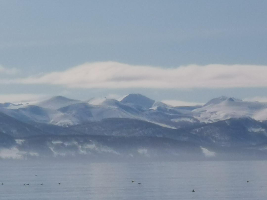 Я первый раз на Камчатке, и нам очень повезло с погодой в этот день. Небо прояснилось
