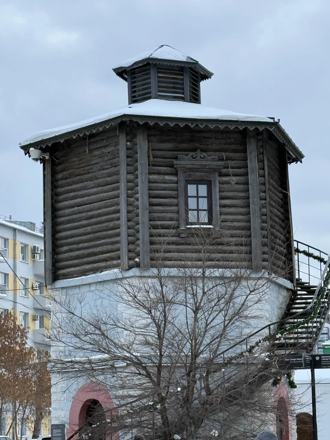 Поставила отлично, потому что в целом содержание и маршрут хорошие! Но прям не хватало все-таки прям